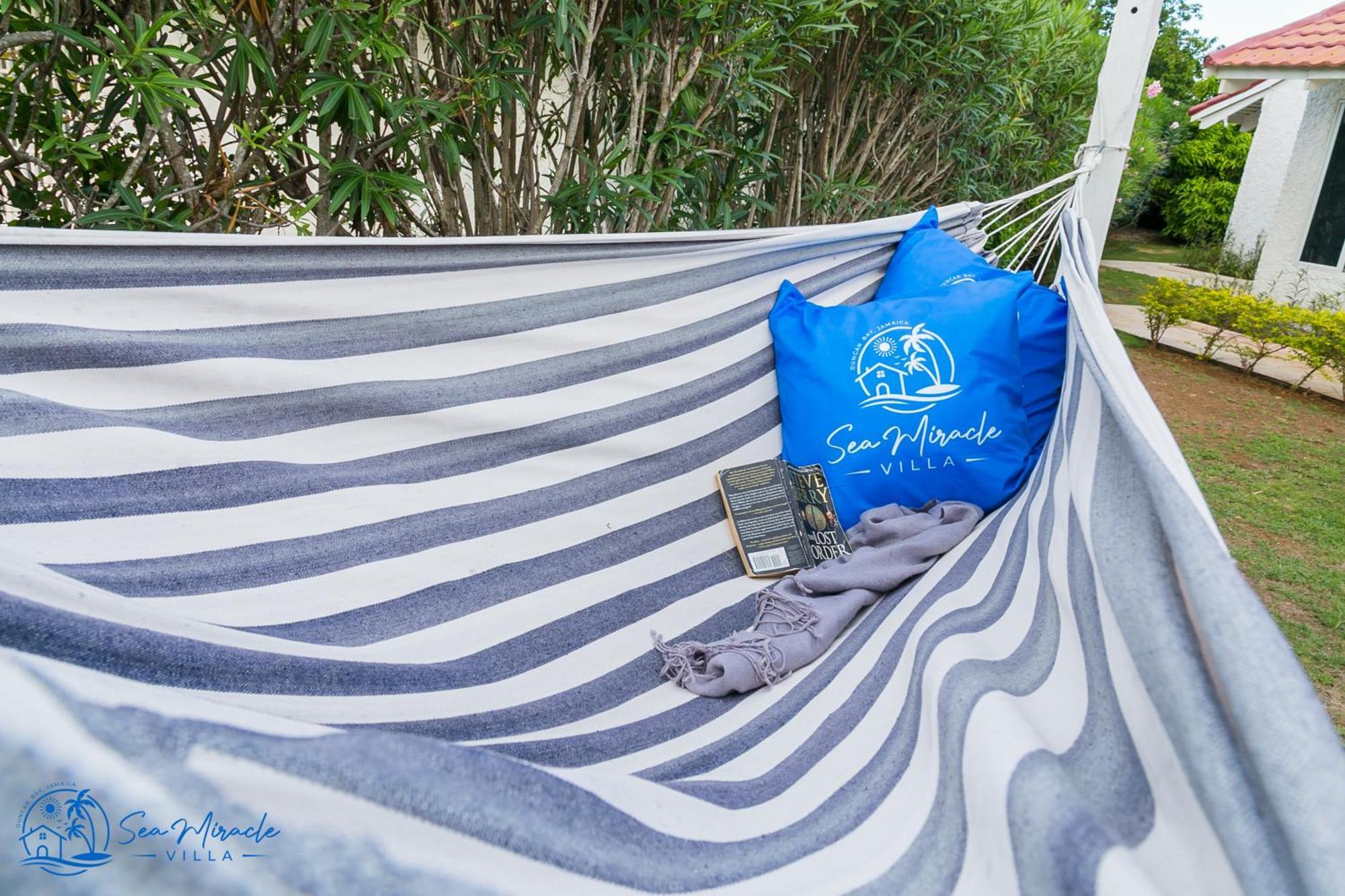 Sea Miracle Villa/Beach Cottage Silver Sands ภายนอก รูปภาพ